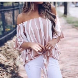 Final Price! Boutique off the shoulder top with tie